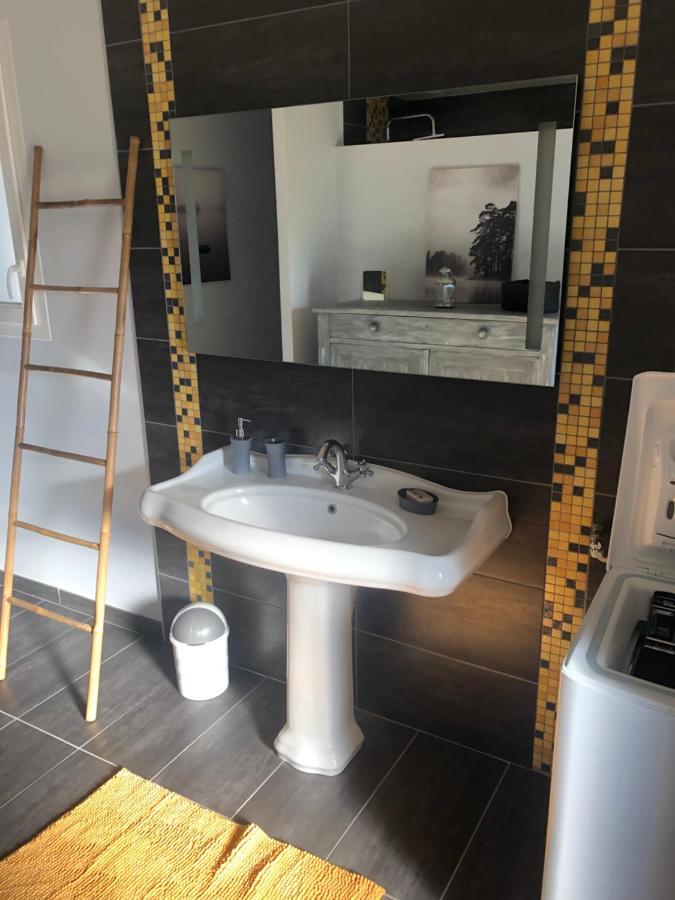 Les Vieille Tuiles Apartman Cudos Kültér fotó